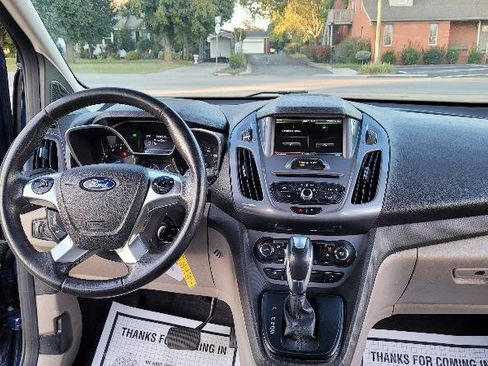 Used 2016 Ford Transit Connect Titanium image 14