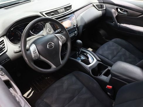 Used 2014 Nissan Rogue SV w/ SV Moonroof Package FWD image 12
