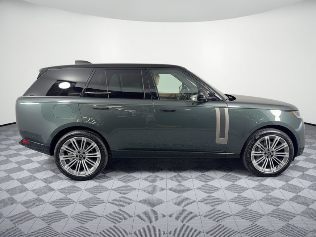 New 2027 Land Rover Range Rover SE AWD/4WD image 8