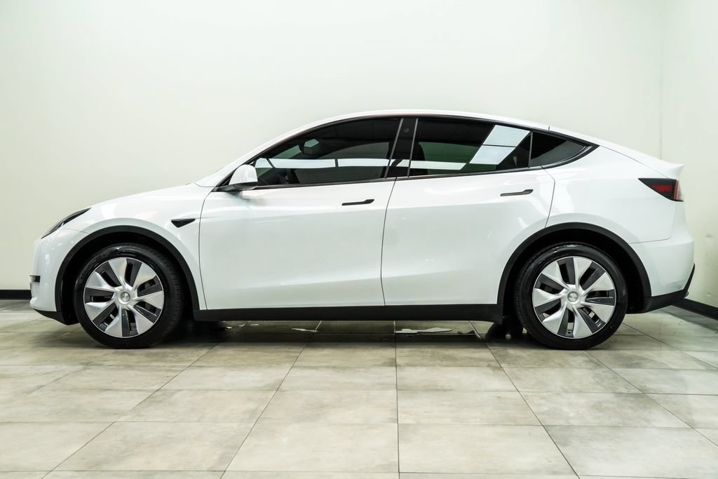 Used 2023 Tesla Model Y Long Range AWD/4WD image 10