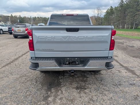 Used 2024 Chevrolet Silverado 1500 LT AWD/4WD image 8