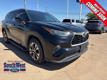 Used 2020 Toyota Highlander XLE