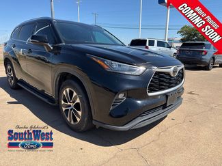 Used 2020 Toyota Highlander XLE FWD 360° Tour
