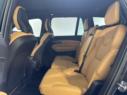 Used 2023 Volvo XC90 B6 Ultimate AWD/4WD image 22