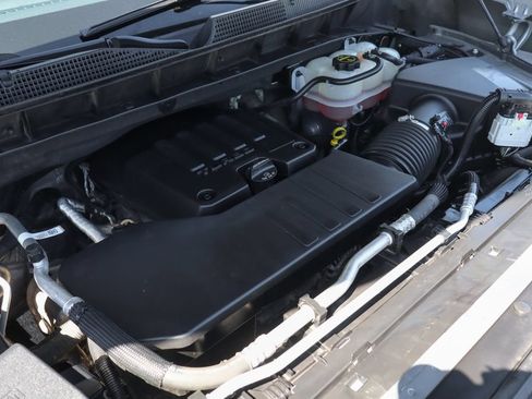 Used 2024 Chevrolet Silverado 1500 Custom w/ LPO, Dark Essentials Package AWD/4WD image 14