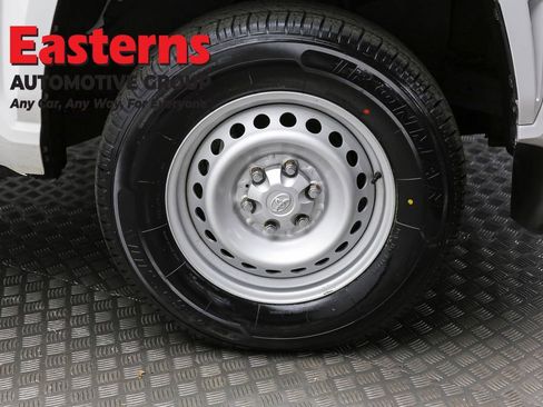 Used 2024 Toyota Tacoma SR image 28