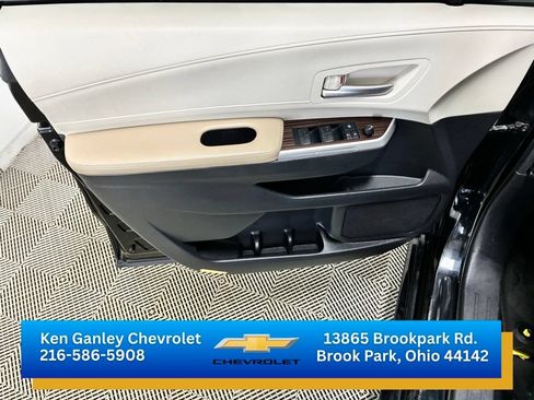 Used 2022 Toyota Sienna XLE FWD image 8