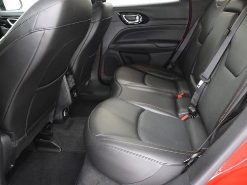 Used 2022 Jeep Compass Limited AWD/4WD image 33