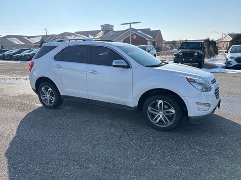 Used 2017 Chevrolet Equinox Premier w/ Enhanced Convenience Package image 10