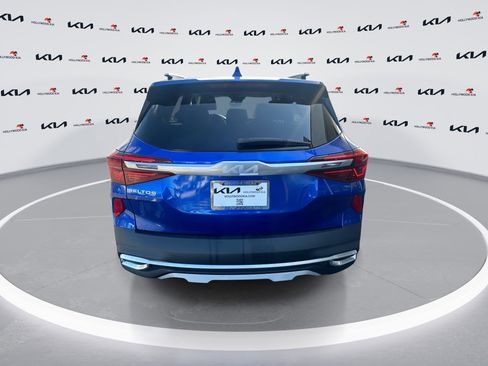 Certified 2023 Kia Seltos EX image 7
