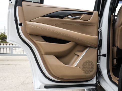 Used 2019 Cadillac Escalade Platinum AWD/4WD image 58