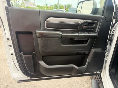 Used 2020 RAM 3500 Tradesman RWD image 11