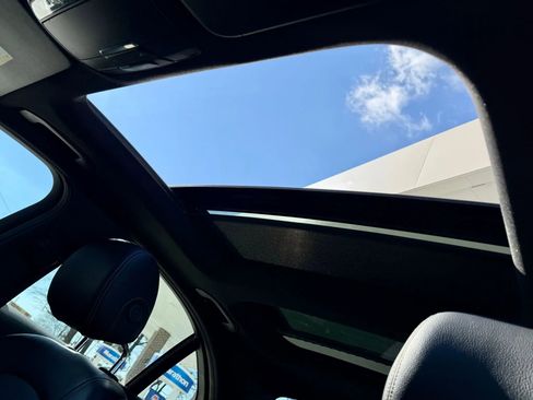 Used 2018 Mercedes-Benz C 300 C 300 Sedan 4D w/ Premium Package image 17