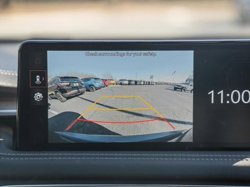 Used 2023 Genesis G70 2.0T image 36