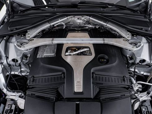 Used 2023 Aston Martin DBX SUV image 35