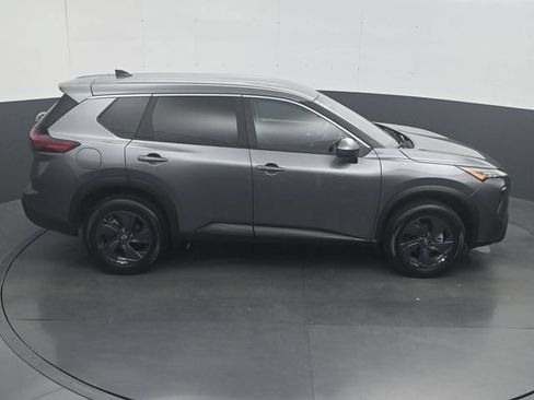 Used 2026 Nissan Rogue SV FWD image 25