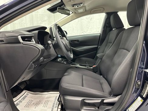 Used 2026 Toyota Corolla LE FWD image 14
