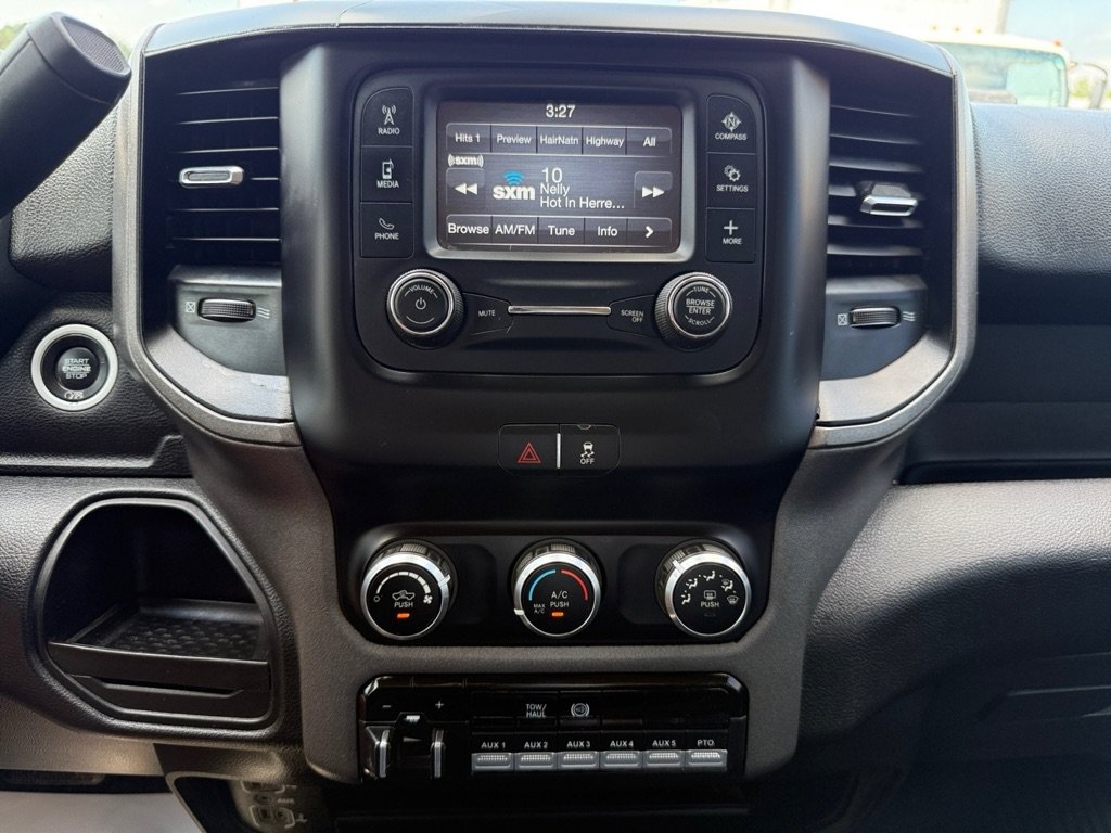 Used 2019 RAM 3500 Tradesman w/ Chrome Appearance Group AWD/4WD image 15