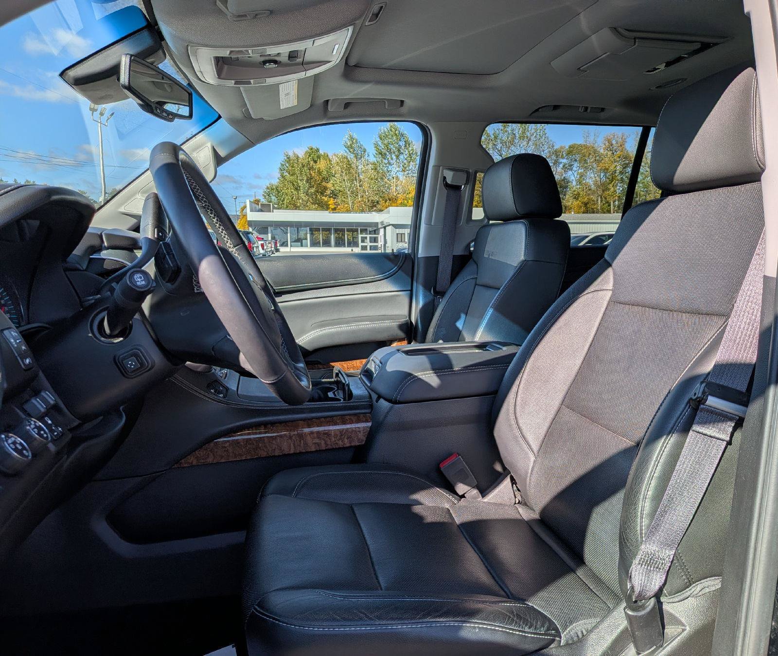Used 2016 Chevrolet Suburban LTZ AWD/4WD image 11