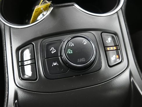 Used 2023 GMC Terrain SLE w/ Driver Convenience Package AWD/4WD image 23
