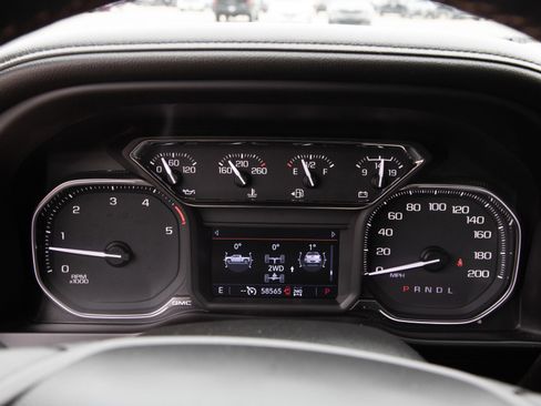 Used 2023 GMC Sierra 2500 AT4 w/ AT4 Preferred Package image 31