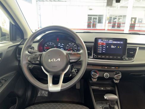 Used 2022 Kia Rio LX image 16
