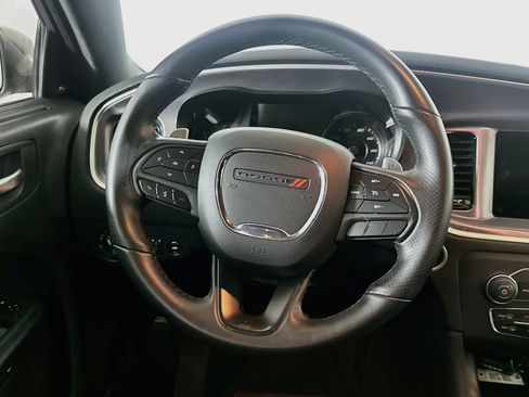 Used 2019 Dodge Charger SXT w/ Blacktop Package AWD/4WD image 17