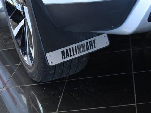 Used 2023 Mitsubishi Outlander Ralliart AWD/4WD image 20