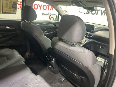 Used 2023 Hyundai Santa Fe SE image 17