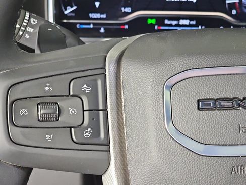 Used 2025 GMC Sierra 1500 Denali w/ Denali Reserve Package AWD/4WD image 14