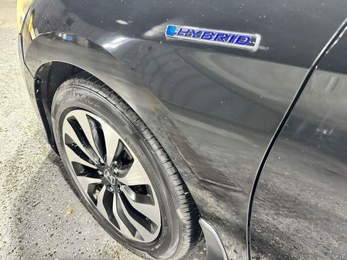 Used 2015 Honda Accord Touring image 9