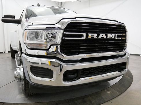 Used 2021 RAM 3500 Big Horn image 40