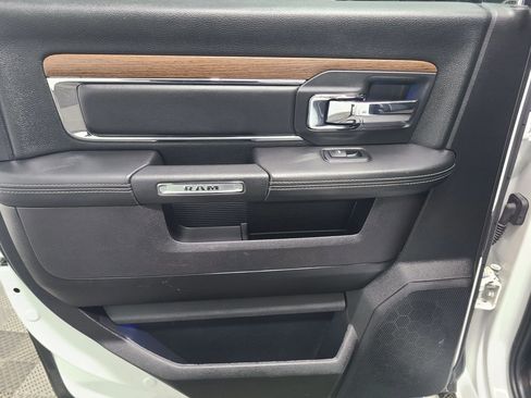 Used 2017 RAM 1500 Laramie w/ Convenience Group image 35