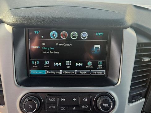 Used 2019 GMC Yukon SLT AWD/4WD image 18