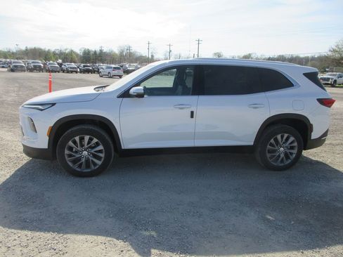 New 2026 Buick Enclave Preferred AWD/4WD image 9