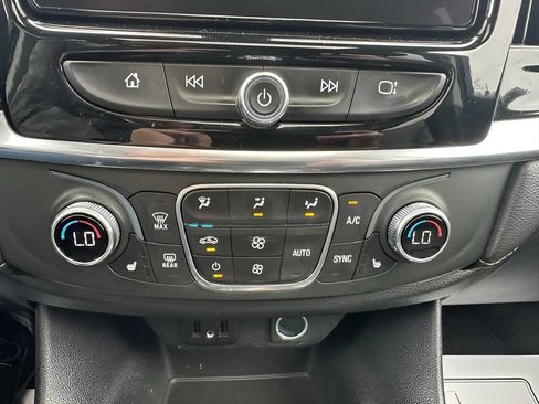 Used 2019 Chevrolet Traverse RS w/ LPO, Floor Liner Package AWD/4WD image 30