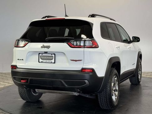Used 2022 Jeep Cherokee Trailhawk w/ Premium Leather Package AWD/4WD image 8