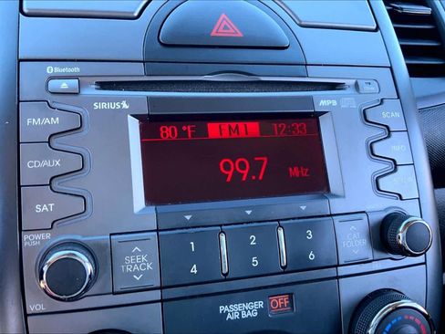 Used 2011 Kia Soul + image 28