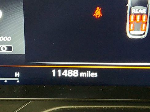 Used 2024 INFINITI QX60 Luxe w/ Performance Audio Package image 15