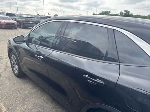 Used 2022 Ford Escape SEL AWD/4WD image 17