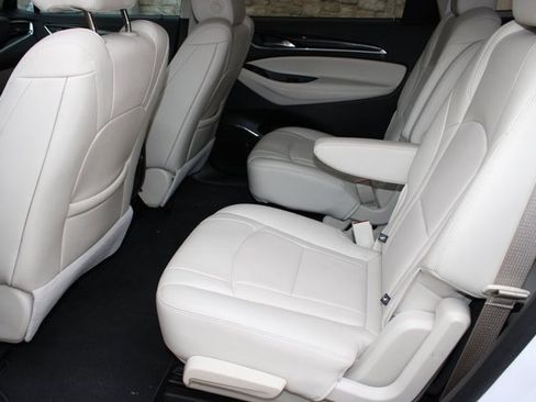 Used 2023 Buick Enclave Essence w/ Experience Buick Package image 6