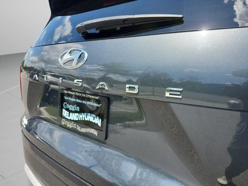 Used 2022 Hyundai Palisade Limited w/ Cargo Package FWD image 31