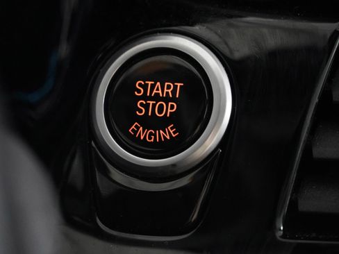 Certified 2023 BMW 530e w/ Premium Package RWD image 18