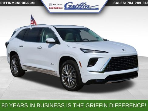 New 2026 Buick Enclave Avenir w/ Super Cruise Package AWD/4WD image 3