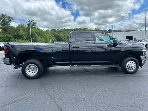 Used 2025 RAM 3500 Tradesman AWD/4WD image 4