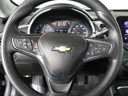 Used 2024 Chevrolet Malibu LT image 20