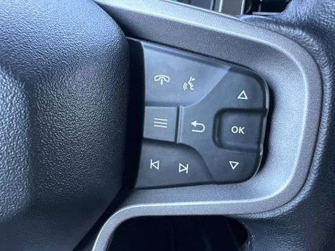 Used 2025 Ford Bronco Big Bend image 25