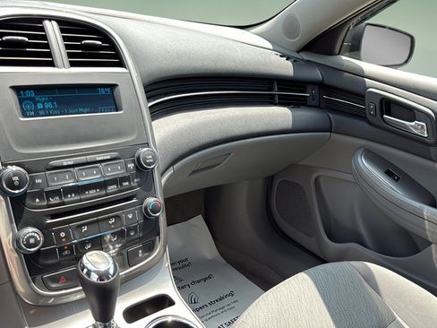 Used 2015 Chevrolet Malibu LS w/ Protection Package FWD image 22
