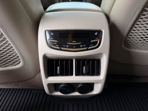 Used 2015 Cadillac SRX Premium FWD image 15