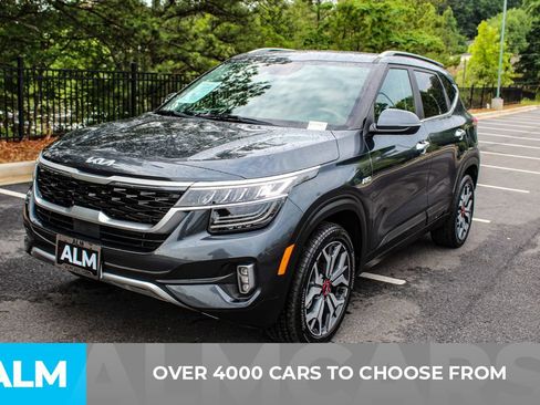 Used 2022 Kia Seltos SX w/ Sunroof Package AWD/4WD image 2